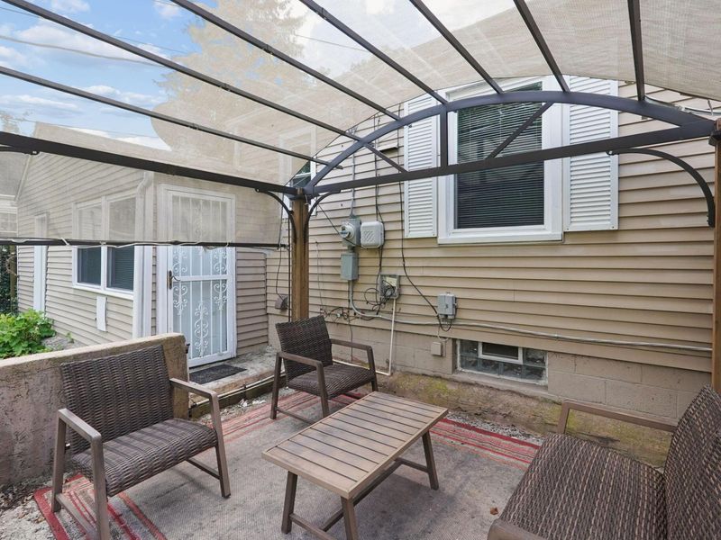 1010 Rose Place, Columbus, OH 43227 Photo 32