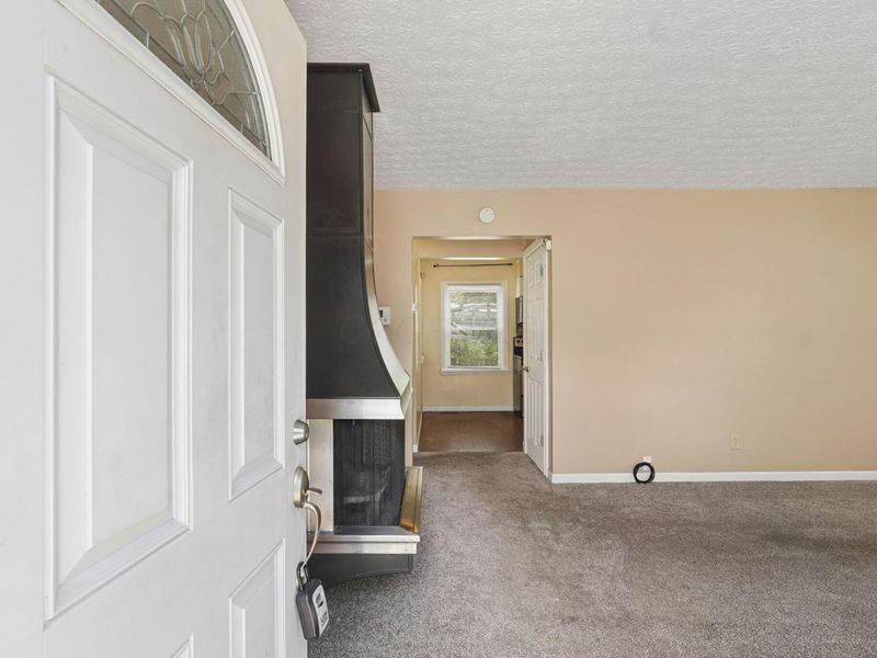 1010 Rose Place, Columbus, OH 43227 Photo 8