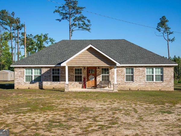 333 E Gillis Street, Mount Vernon, GA 30445