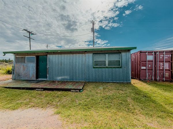27115 W County Road 1442 Road, Cement, OK 73017