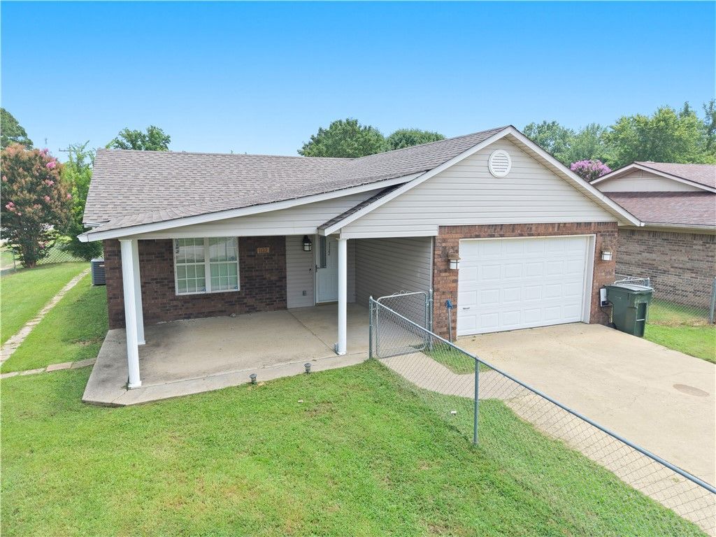 1122 Green Street, Sallisaw, OK 74955 Main Photo