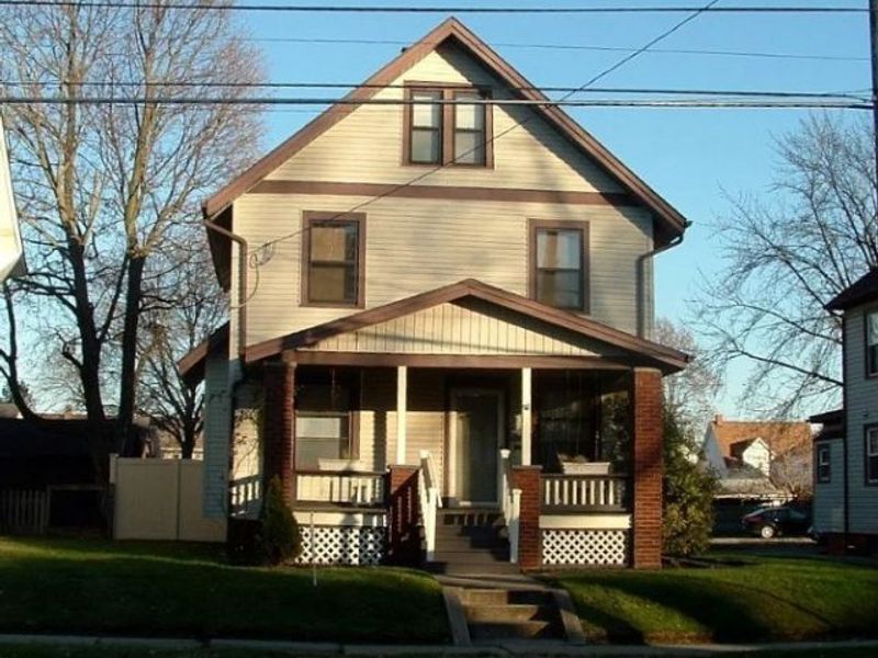 614 Clarendon Avenue NW, Canton, OH 44708 Photo 1