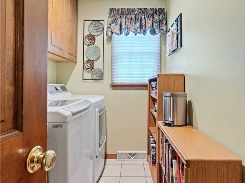 5901 Sharon Drive , Youngstown, OH 44512 Photo 24