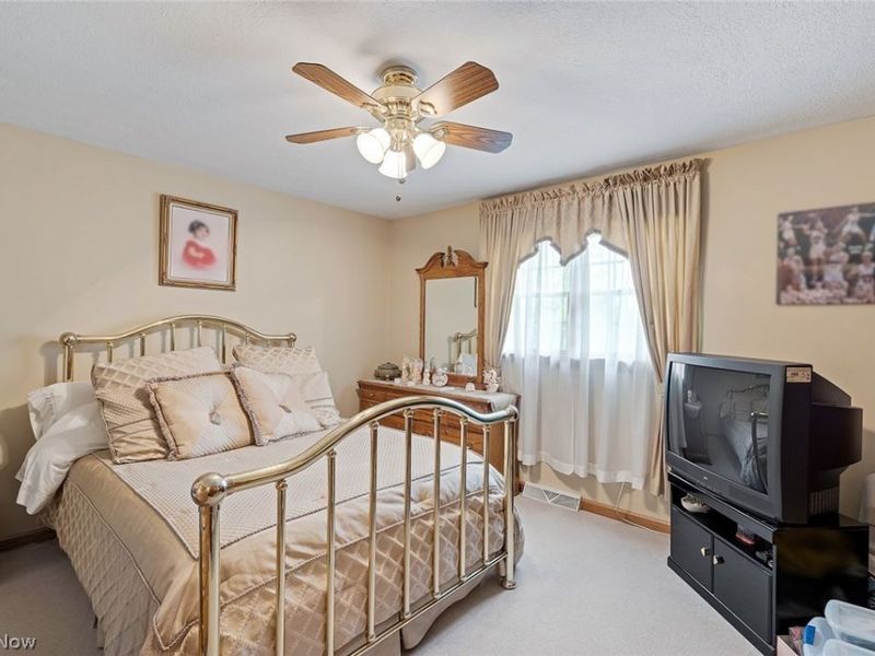 5901 Sharon Drive , Youngstown, OH 44512 Photo 31