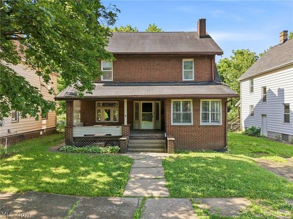 121 Olive Street , Girard, OH 44420