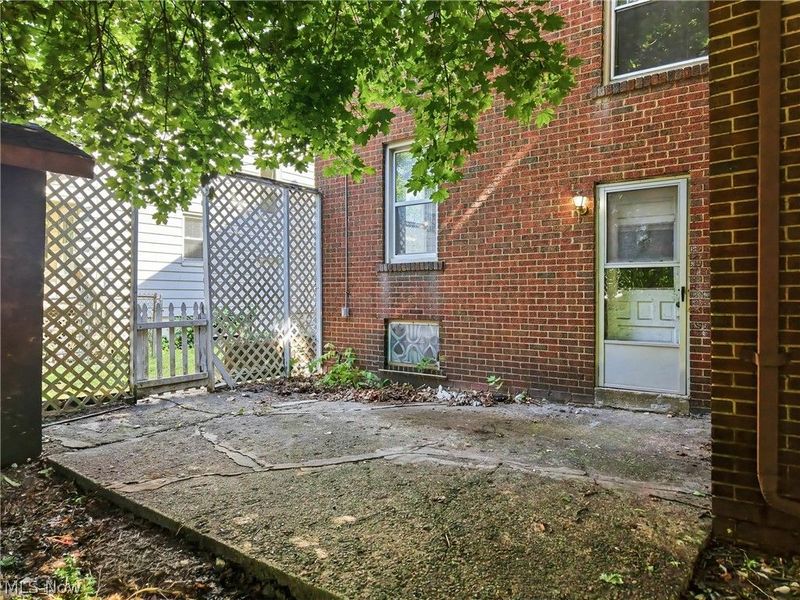 121 Olive Street , Girard, OH 44420 Photo 25