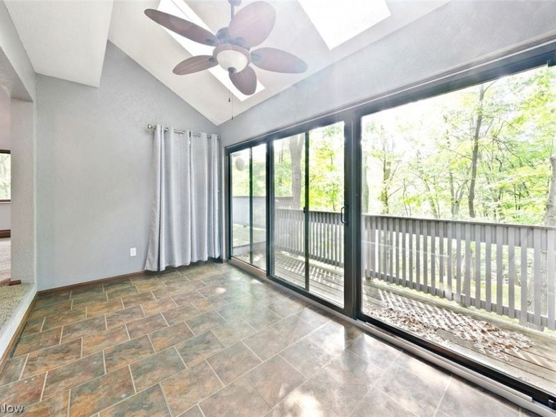 2189 Pinebrook Trail , Cuyahoga Falls, OH 44223 Photo 11
