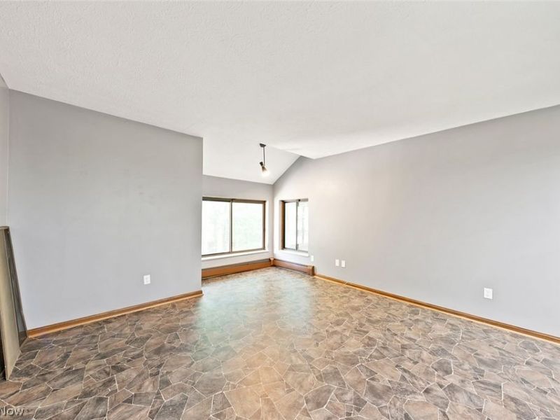 2189 Pinebrook Trail , Cuyahoga Falls, OH 44223 Photo 19