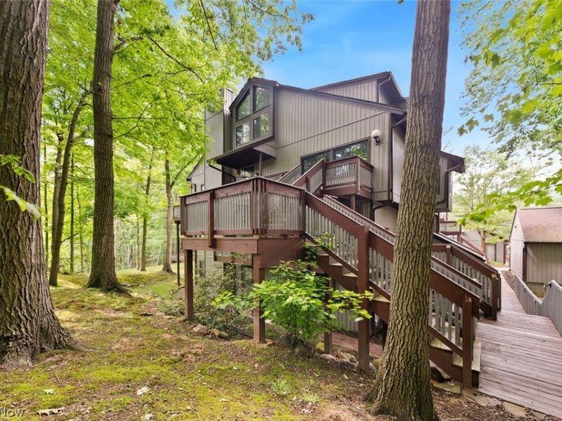 2189 Pinebrook Trail , Cuyahoga Falls, OH 44223 Photo 48