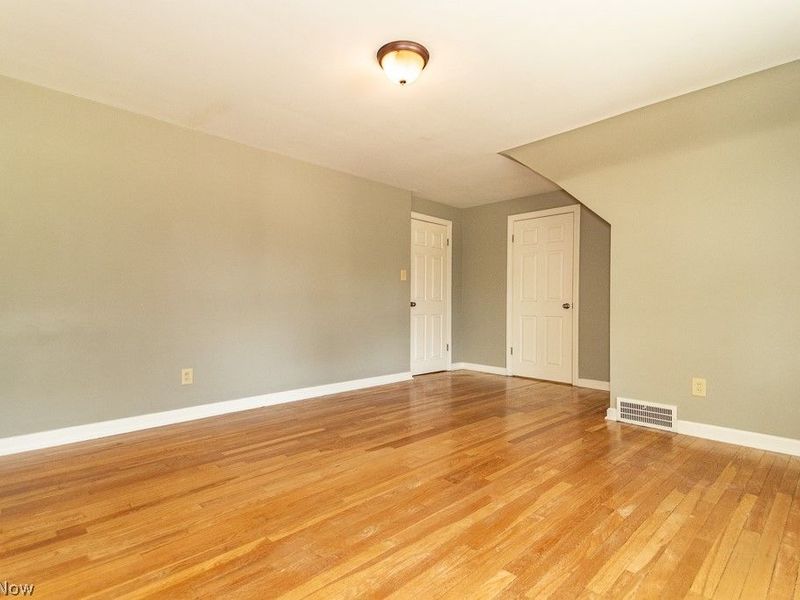 1535 Laclede Road , South Euclid, OH 44121 Photo 18