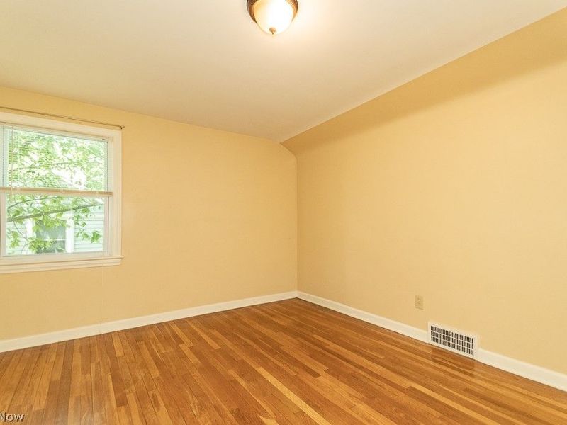 1535 Laclede Road , South Euclid, OH 44121 Photo 23