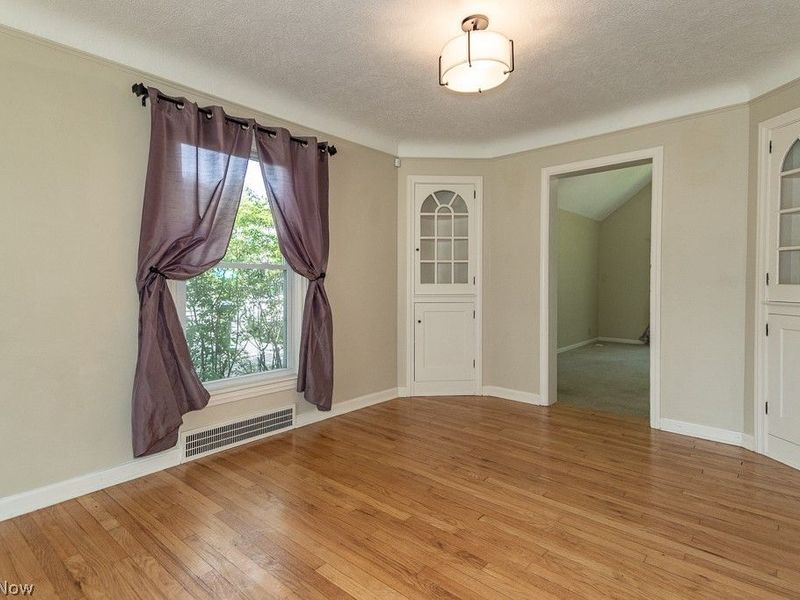 1535 Laclede Road , South Euclid, OH 44121 Photo 9