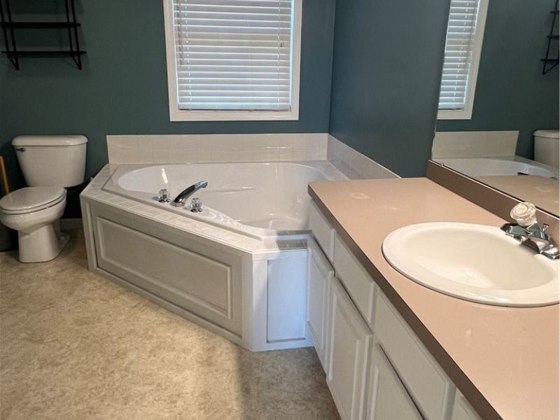 187 Kingsbury Point , Madison, OH 44057 Photo 13