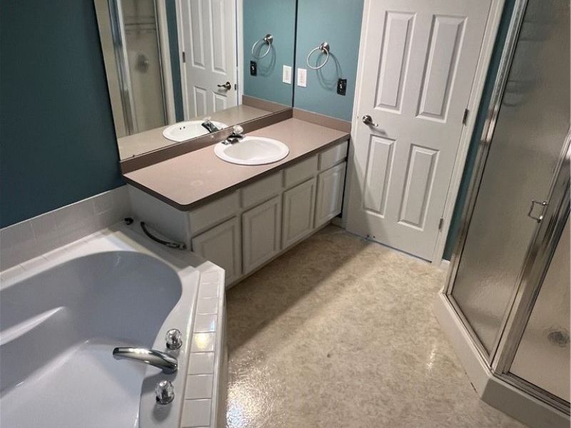 187 Kingsbury Point , Madison, OH 44057 Photo 14
