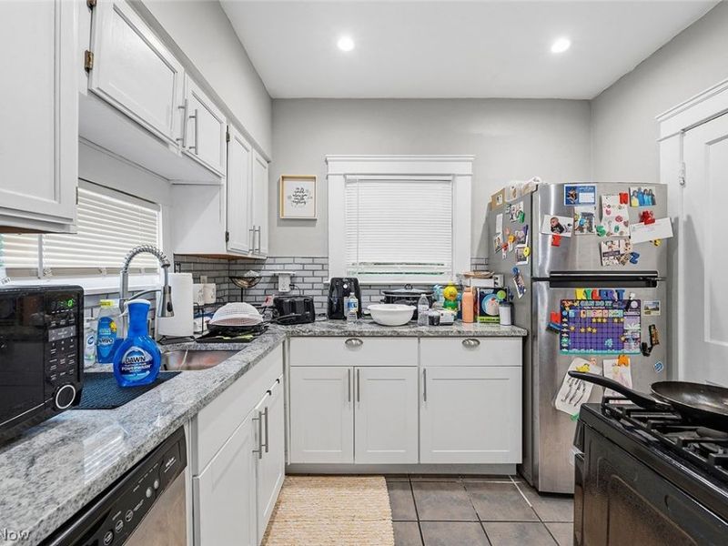 2313 Grandview Avenue , Cleveland Heights, OH 44106 Photo 17