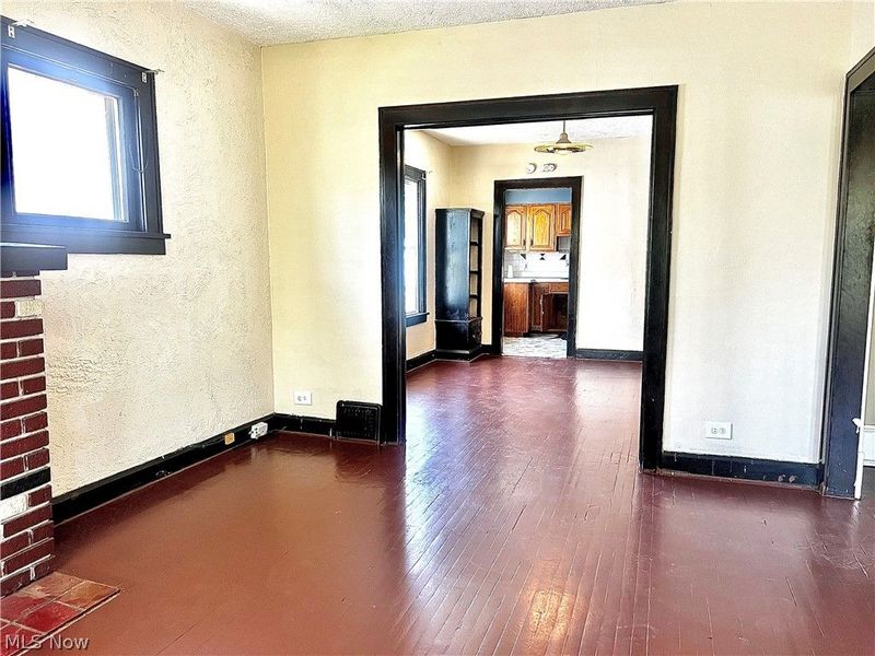 3294 E 105th Street , Unit Up, Cleveland, OH 44104 Photo 4