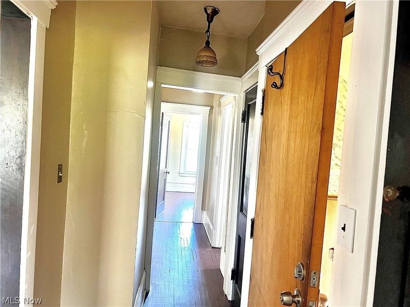 3294 E 105th Street , Unit Up, Cleveland, OH 44104 Photo 9