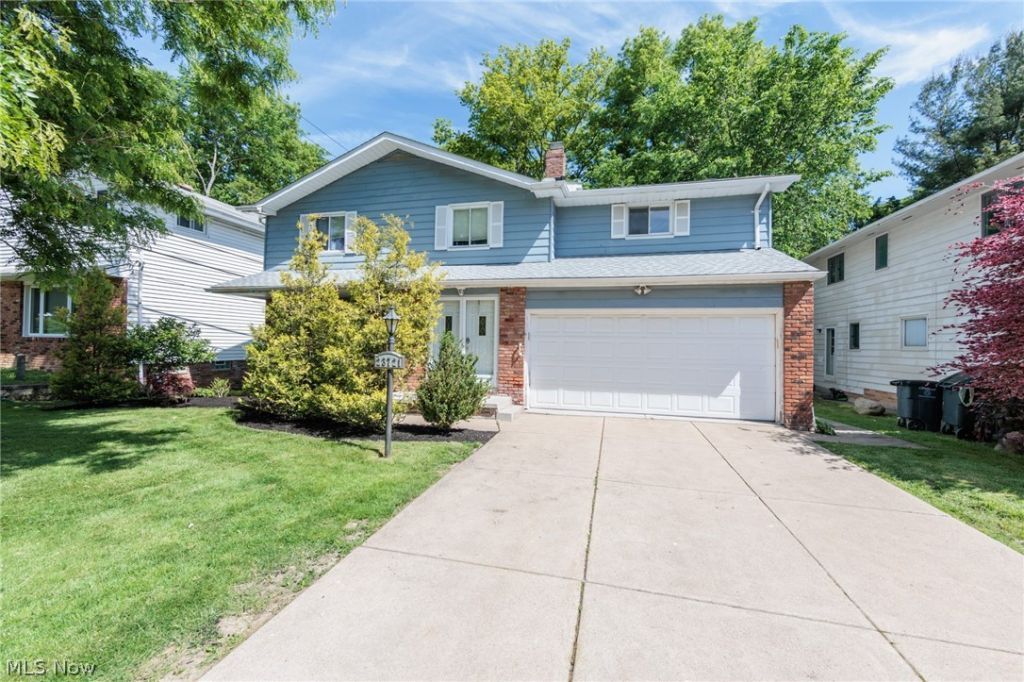 23721 Greenlawn Avenue , Beachwood, OH 44122 Main Photo