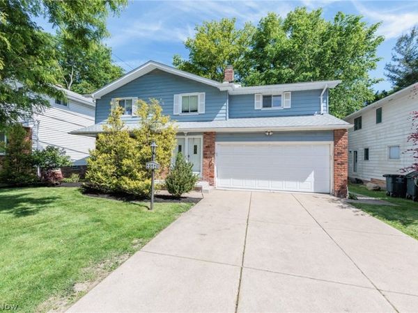 23721 Greenlawn Avenue , Beachwood, OH 44122