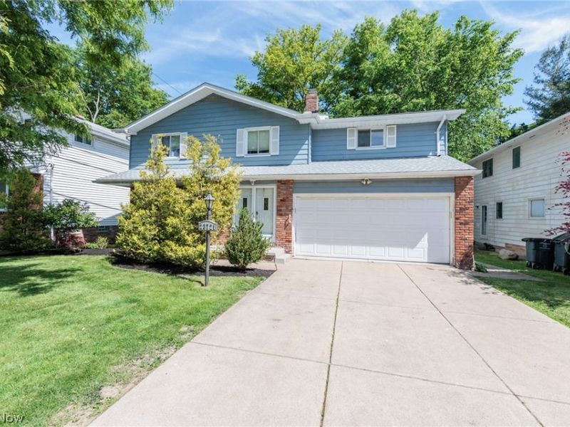 23721 Greenlawn Avenue , Beachwood, OH 44122 Photo 1