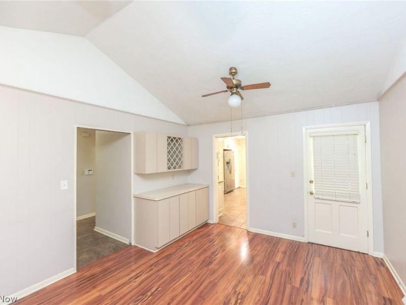 23721 Greenlawn Avenue , Beachwood, OH 44122 Photo 16