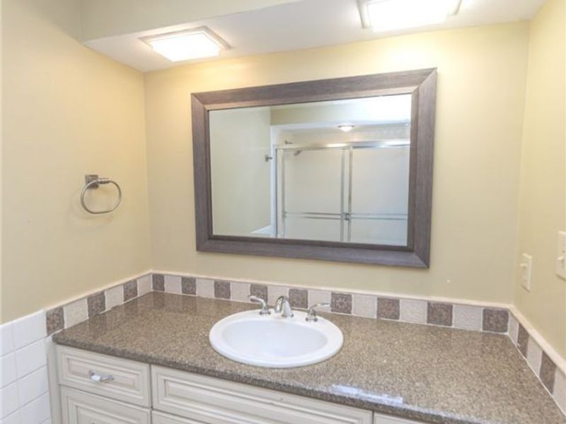 23721 Greenlawn Avenue , Beachwood, OH 44122 Photo 25