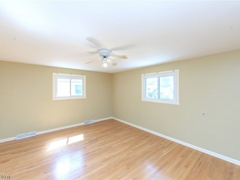 23721 Greenlawn Avenue , Beachwood, OH 44122 Photo 30