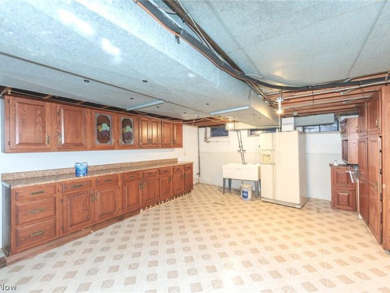23721 Greenlawn Avenue , Beachwood, OH 44122 Photo 34
