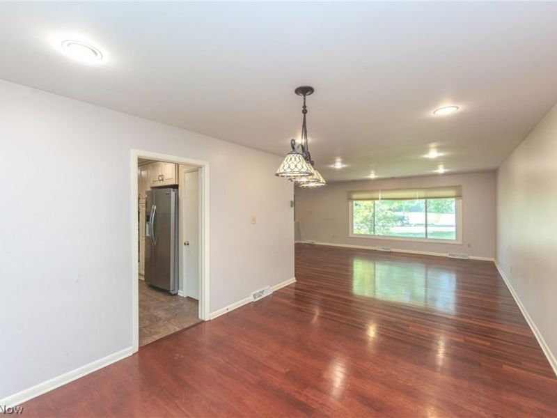 23721 Greenlawn Avenue , Beachwood, OH 44122 Photo 7