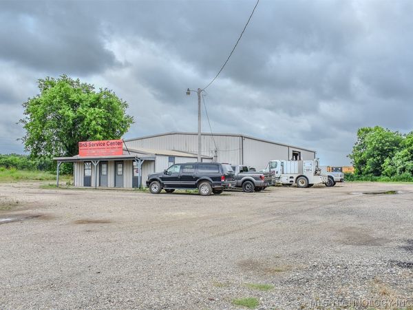 600 W Wilson Street , Valliant, OK 74764
