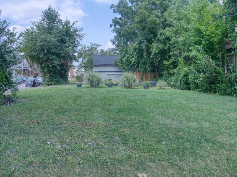302 Parkwood Avenue , Columbus, OH 43203 Photo 2