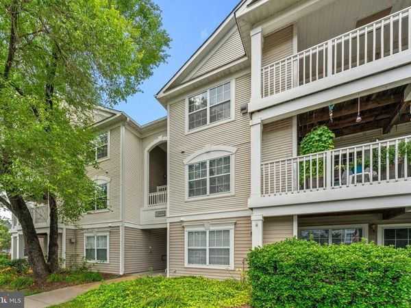 11000 KINSHIP COURT, Unit 302, MANASSAS, VA 20109