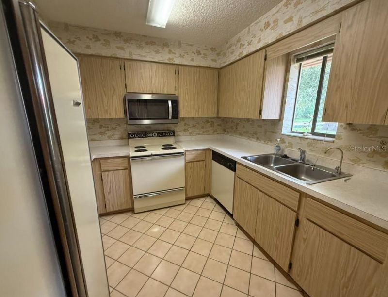 6564 Draw Lane, Unit 102, Sarasota, FL 34238 Photo