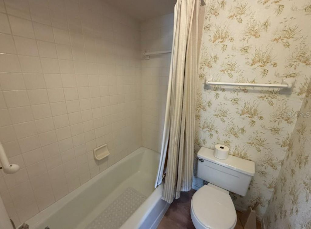 6564 Draw Lane, Unit 102, Sarasota, FL 34238 Photo