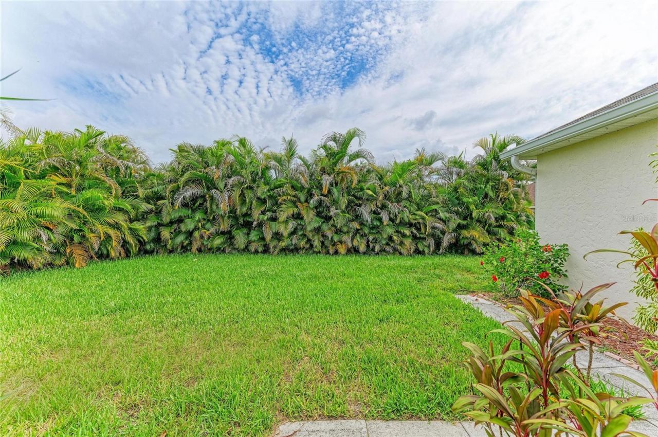 3213 45th Avenue E, Bradenton, FL 34203 Photo