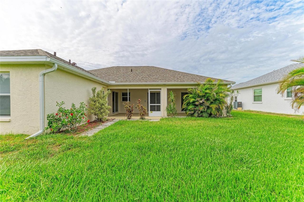3213 45th Avenue E, Bradenton, FL 34203 Photo