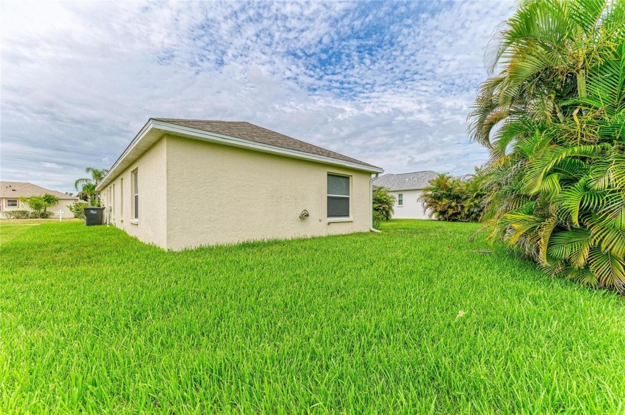 3213 45th Avenue E, Bradenton, FL 34203 Photo