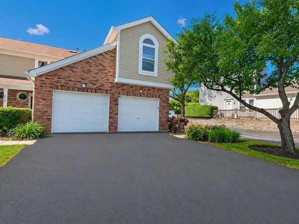 470 Nicole Drive , Unit 2-D, Bartlett, IL 60103