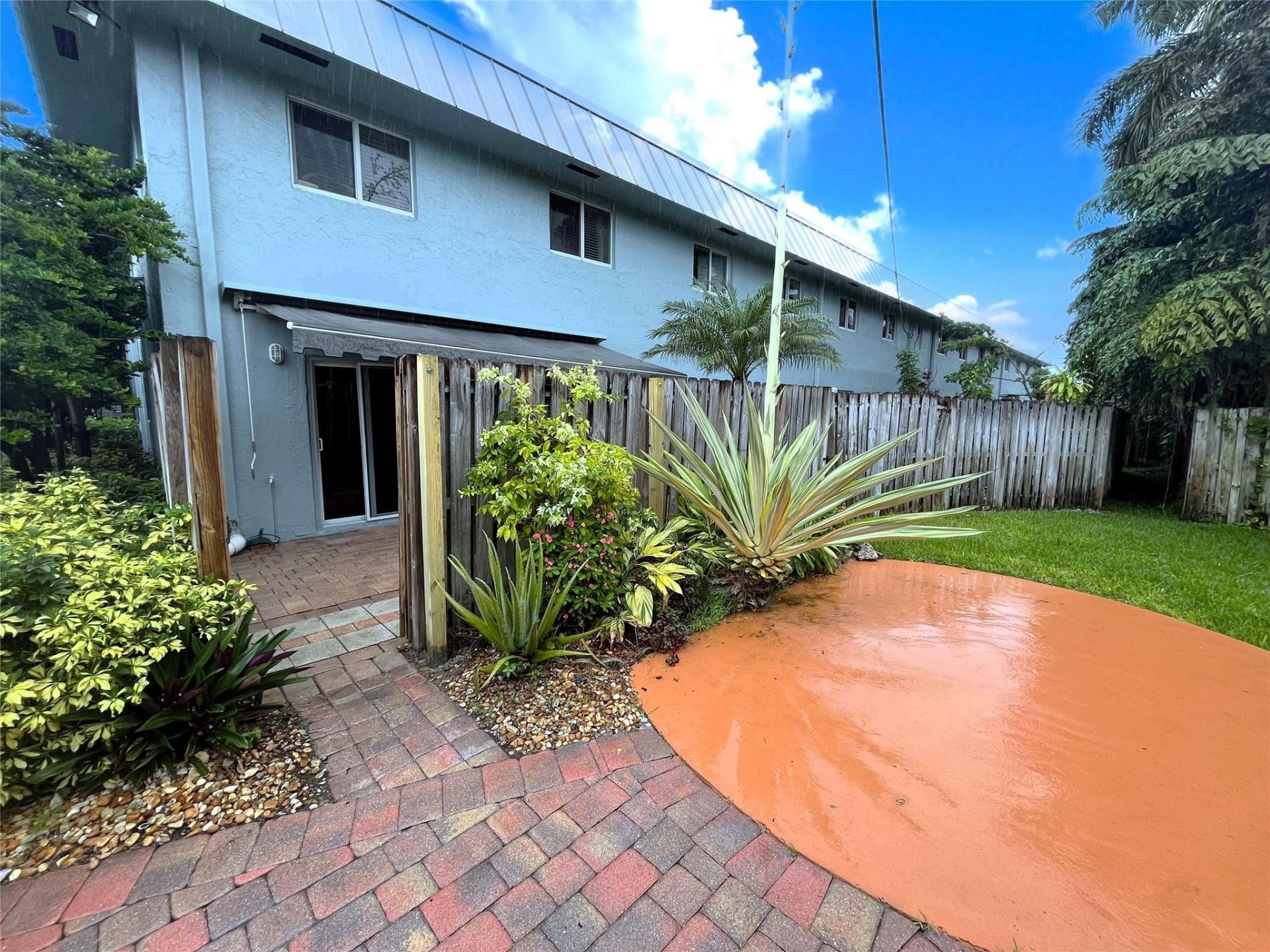 1460 NE 18th Street, Unit 104, Fort Lauderdale, FL 33305 Photo