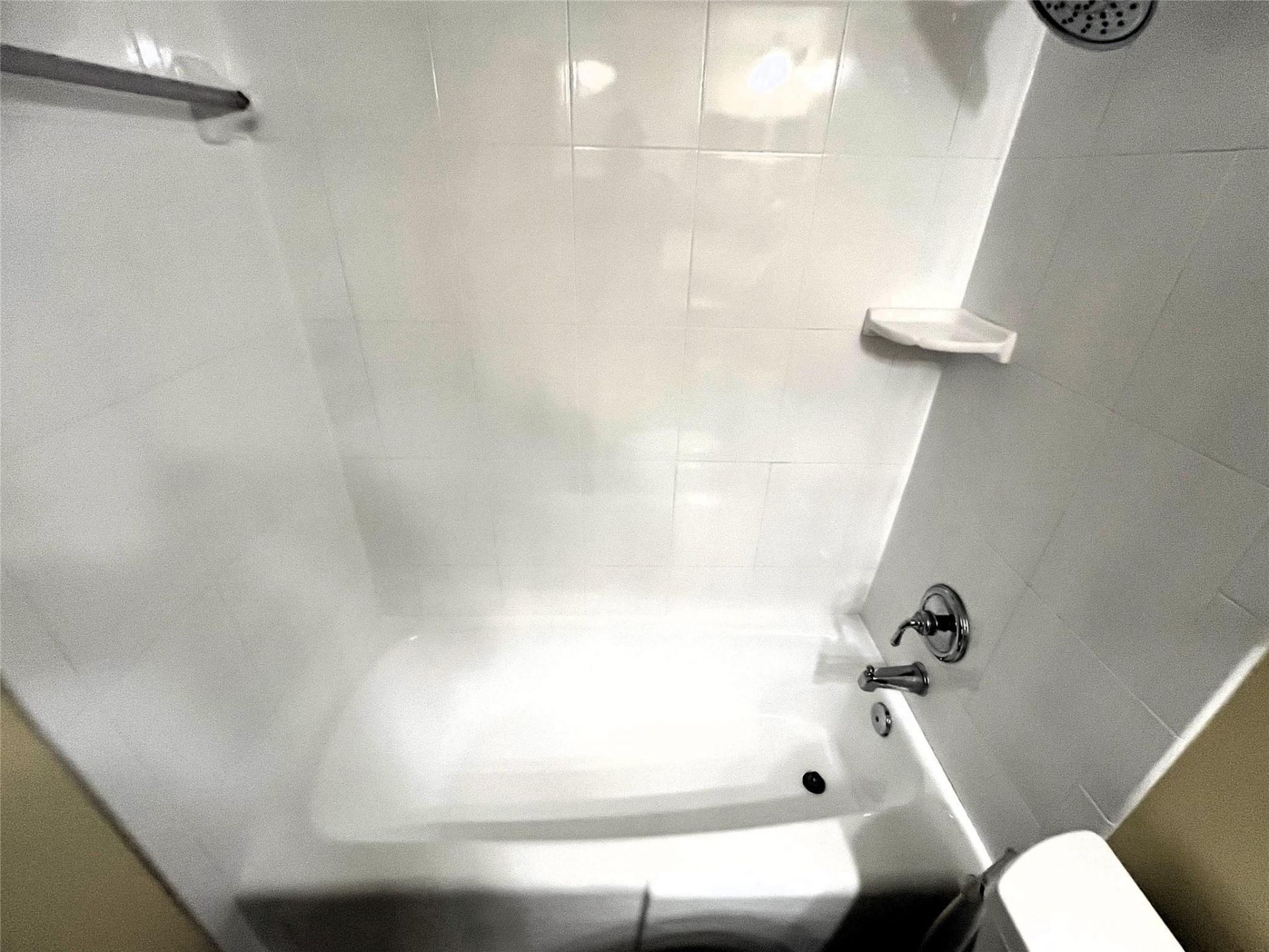 1460 NE 18th Street, Unit 104, Fort Lauderdale, FL 33305 Photo