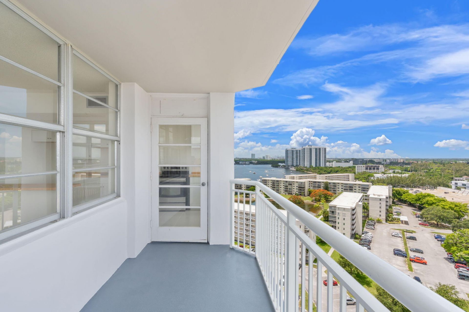 18011 Biscayne Boulevard, Unit 1704-1, Aventura, FL 33160 Photo