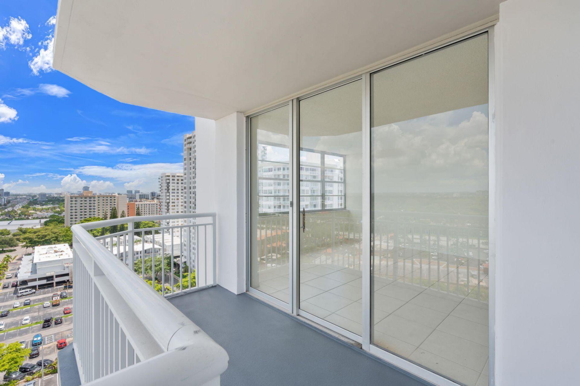 18011 Biscayne Boulevard, Unit 1704-1, Aventura, FL 33160 Photo