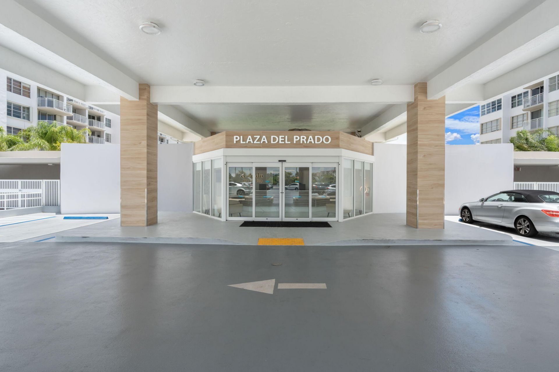 18011 Biscayne Boulevard, Unit 1704-1, Aventura, FL 33160 Photo