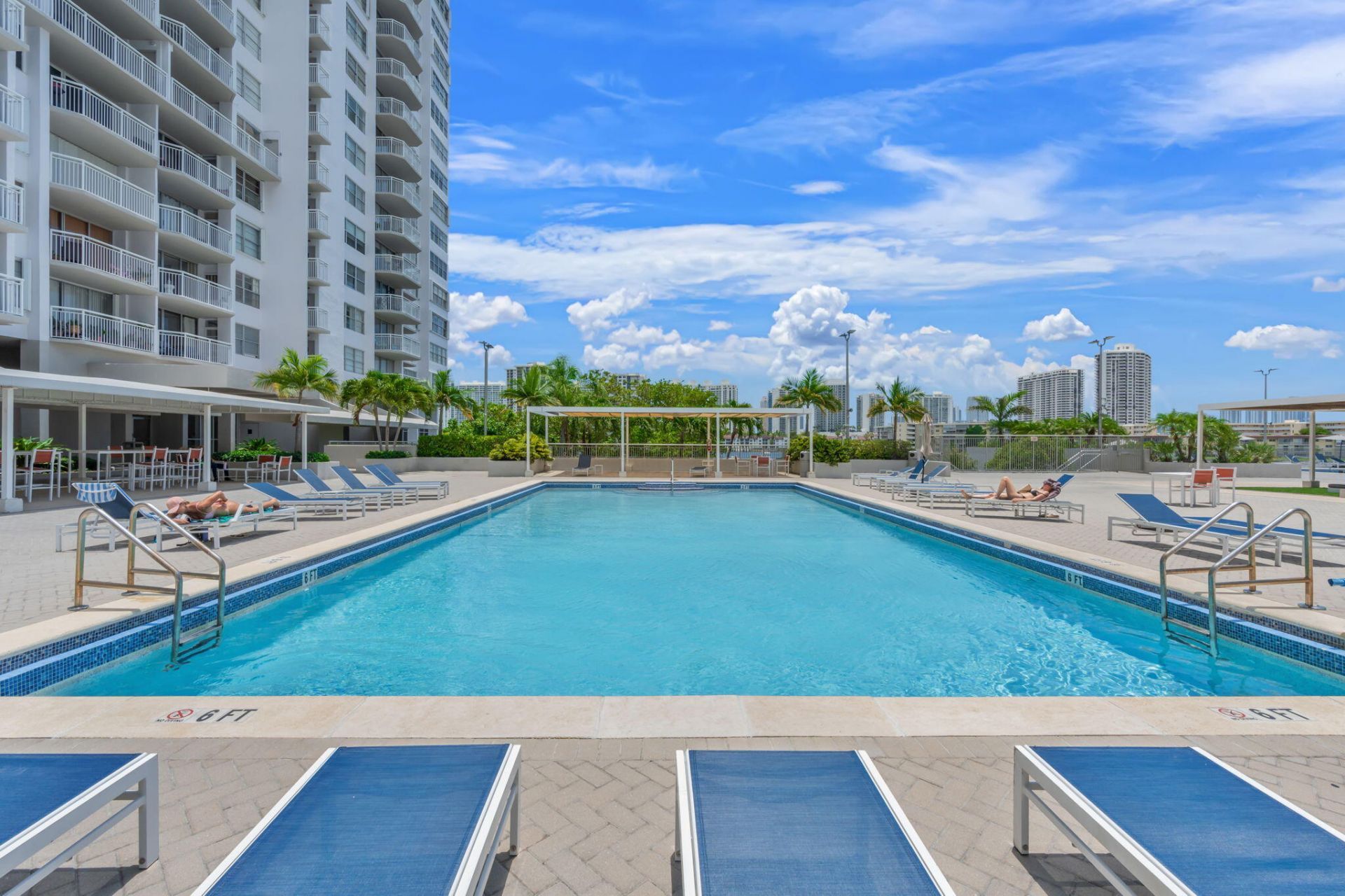 18011 Biscayne Boulevard, Unit 1704-1, Aventura, FL 33160 Photo