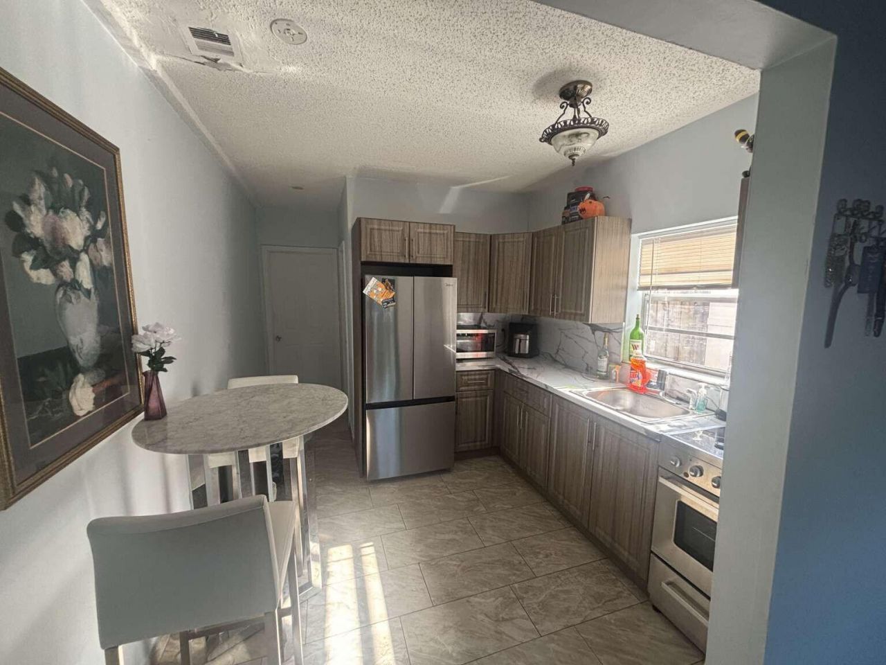 750 NE 4th Place, Hialeah, FL 33010 Photo