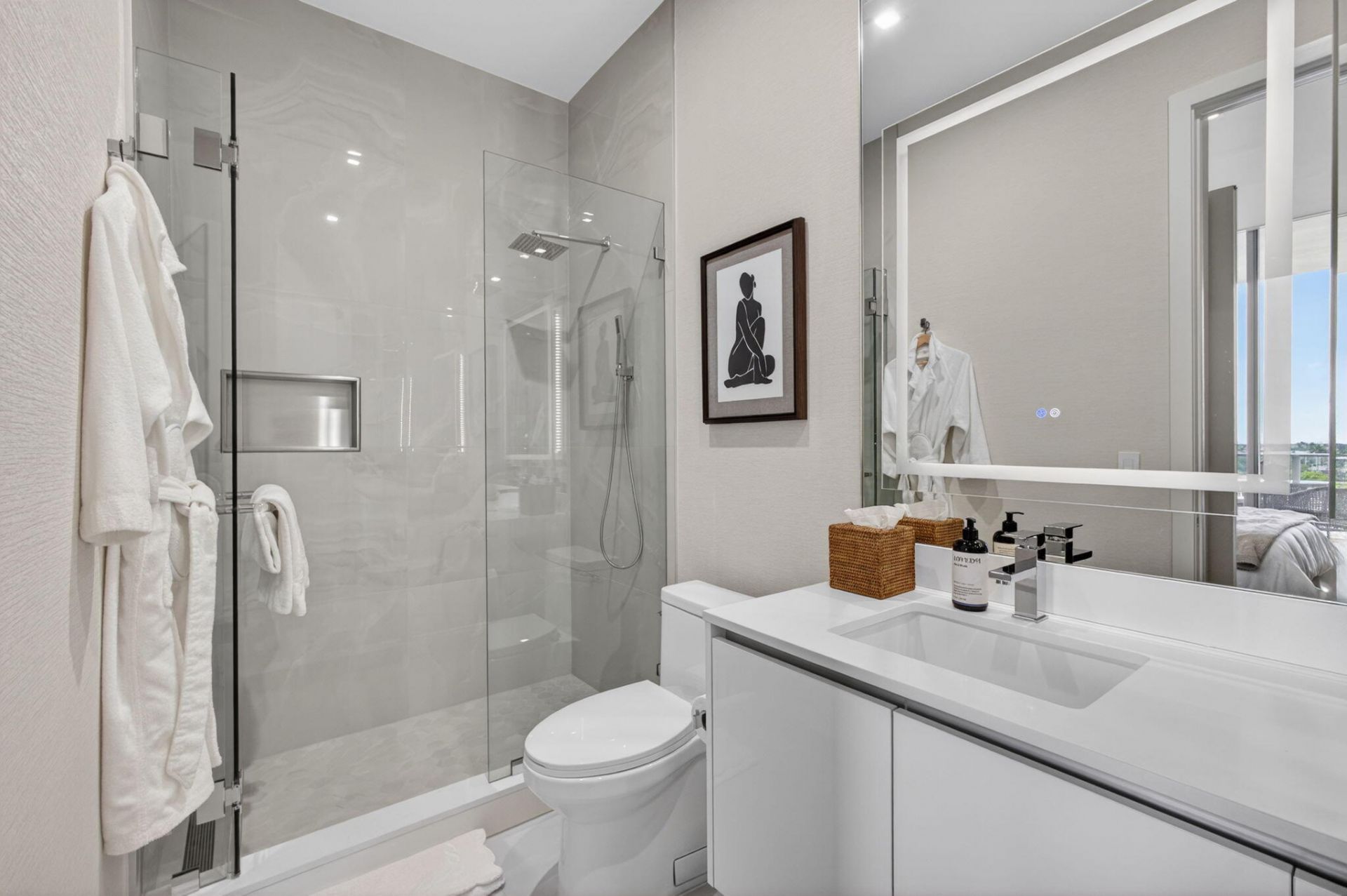 220 Lake Shore Drive, Unit 613, Lake Park, FL 33403 Photo