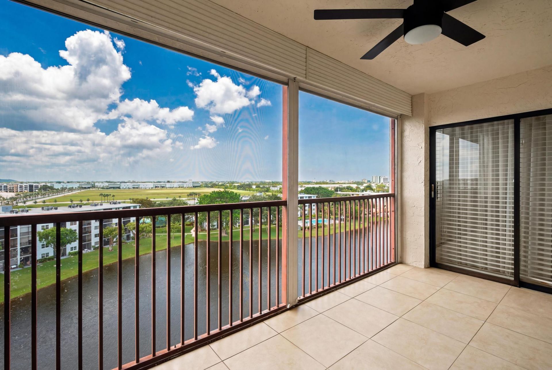 2215 Cypress Island Drive, Unit 906, Pompano Beach, FL 33069 Photo