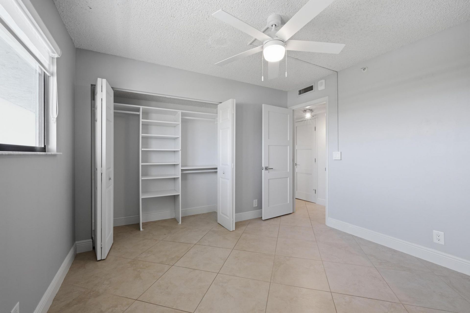 2215 Cypress Island Drive, Unit 906, Pompano Beach, FL 33069 Photo