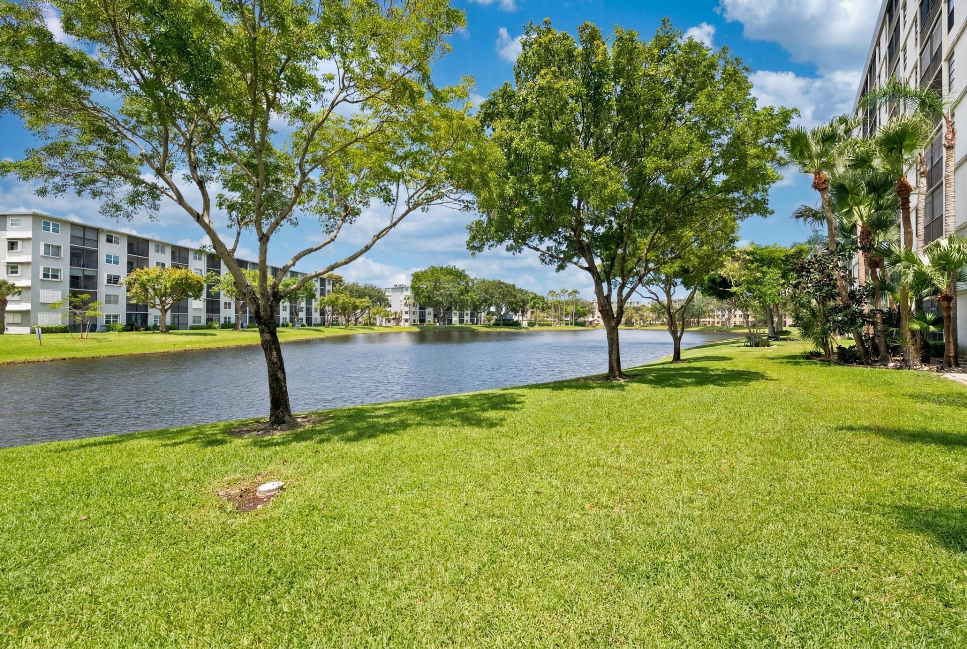 2215 Cypress Island Drive, Unit 906, Pompano Beach, FL 33069 Photo
