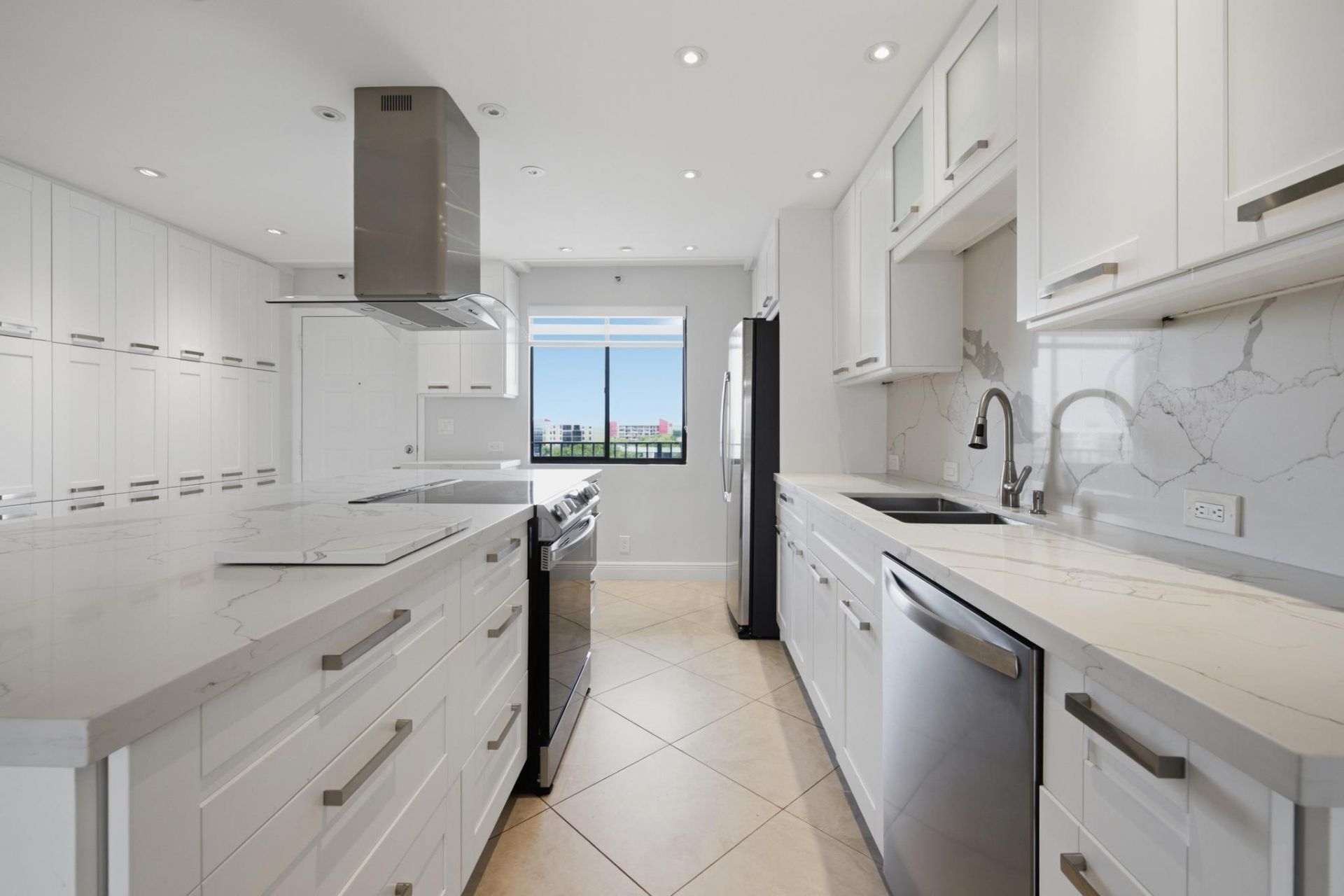 2215 Cypress Island Drive, Unit 906, Pompano Beach, FL 33069 Photo